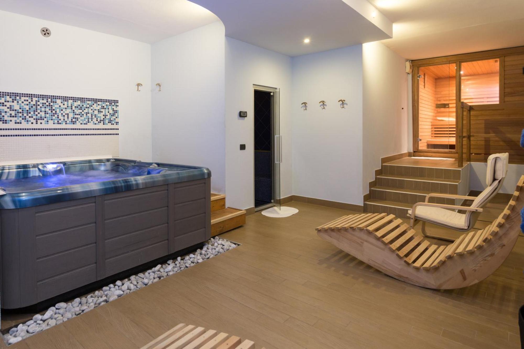 Hotel Mare Blu -- Boutique Pineto Exterior photo
